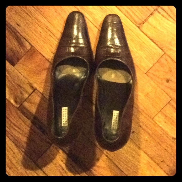 Leather skin, made in Italy, brown woman’s pumps. - Picture 1 of 6